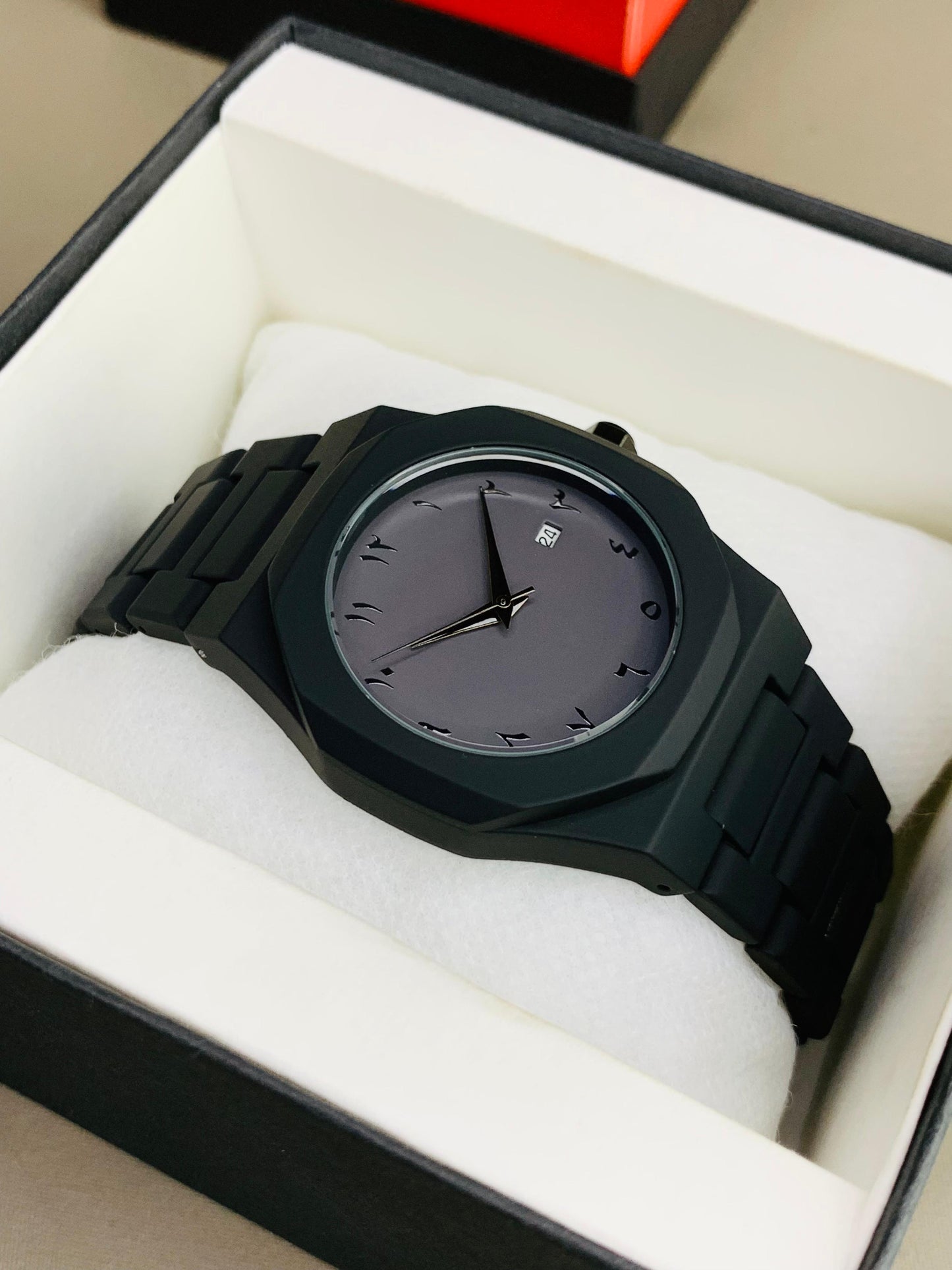 New Aura Luxury Watch – Premium with Date